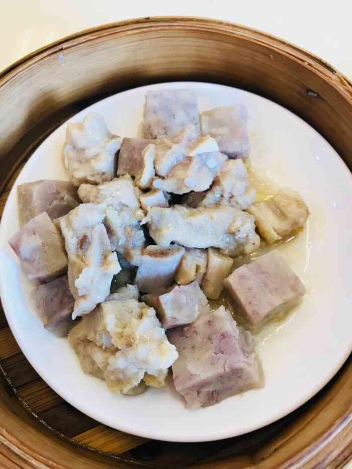 听朋友推荐的听说是布吉街非常非常有名的早茶店,我去吃过几次,味道不
