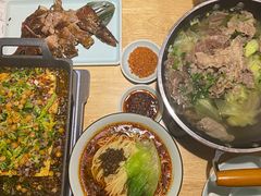 -全牛匠·乐山跷脚牛肉(新中关店)