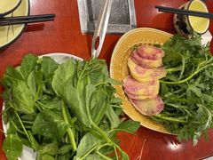 -菌之家·专业纯野生菌火锅·特色炒菌