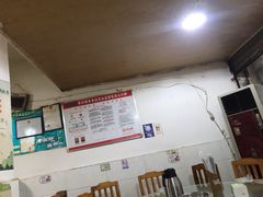 -铁头烧菜馆(立新路店)