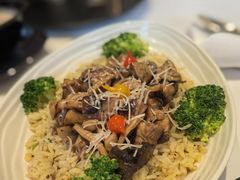 -马克西姆俄罗斯餐厅(通亚街店)