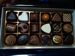 -Laderach 莱德拉(上海环贸iapm店)