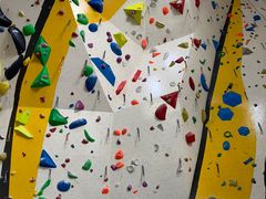 -问山MountQuest攀岩馆