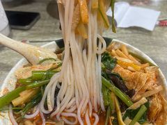 -吉庆桂林米粉·柳州螺蛳粉(港汇广场店)