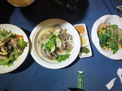 -伊带伊路新疆美食府(呼家楼店)