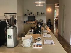 -Cafe Villa