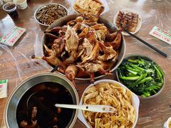 土窑烧鸡-满記土窑烧鷄波浪山莊