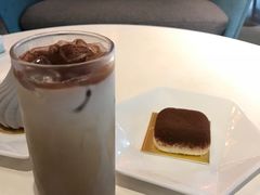 椰汁摩卡-sugarman espresso素饮糖人高新咖啡工厂