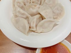 韭黄黑猪肉白虾饺-光头匠