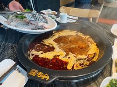 -老船舫·现做活鲜鱼馆(东郊记忆店)