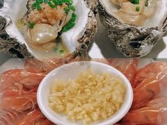 -四川小胡子海鲜(丁村万人海鲜广场店)
