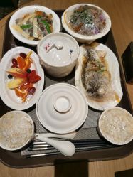 -臻康乃馨月子中心(集美店)
