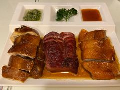 -新大咀港式茶餐厅(宝山万达店)