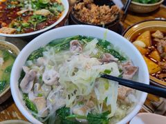 沾水肥肠-朱大嘴肥肠血旺(福字街店)