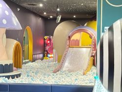 -MELAND CLUB亲子乐园·派对·餐厅(北京芳圆里ID MALL店)