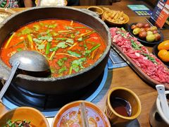 -贵厨酸汤牛肉(花果园国际中心店)