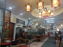 -烧哥美蛙肥肠鱼火锅·十五年社区店