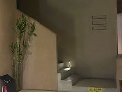 -灸春堂·艾灸·痛症·整脊连锁(丰潭路店)