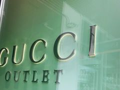 -Gucci(首创奥特莱斯店)