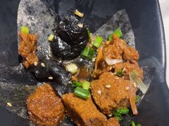 -馋三尺蟹粉小笼(人民广场店)