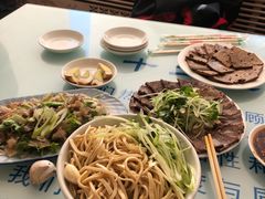 -十二忠手拉面(中华路店)