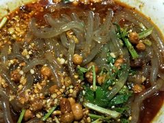 万记特色酸辣粉-万记麻辣烫国展总店
