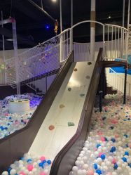 -塔塔王国·主题儿童游乐园(奥城商业广场店)