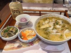 -渔语鱼新川菜Bistro(万象天地店)