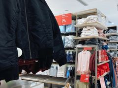 -优衣库(上海金桥国际商业广场店)
