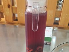 -屯老二农家铁锅炖·行业领军者(梅江店)