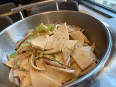 -秦香阁·西北家常菜(徐汇日月光中心店)