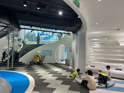 -MINI MARS KIDS CLUB亲子家庭中心(杨浦黄兴店)