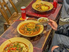 -方铲铲·成都板凳面(滨江银泰店)