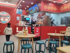 -塔斯汀中国汉堡(徐汇汇京广场店)