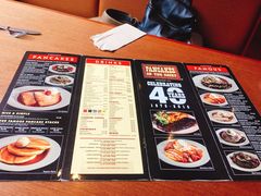 -Pancakes on the rocks(Darling Harbour)