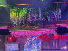-喜鹊音乐酒馆(西街店)