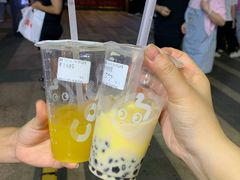 -CoCo都可(光谷天地店)
