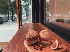 -Catch Bagel(芳草地店)