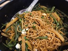 老北京豆角焖面-金豆角砂锅焖面(安贞店)