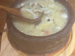 石锅小煮鲜杂菌-敏珠拉姆藏餐·南京厨房(富春江东街店)