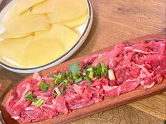 -贵厨酸汤牛肉(小十字店)