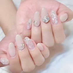 -Halo美甲美睫