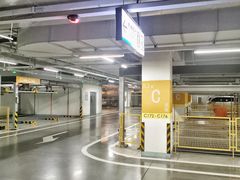 -BFC外滩金融中心停车场