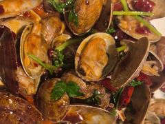 -嗨辣小聚·盘锦河蟹·海鲜烧烤龙虾(盘锦十年好店)