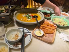 -弄堂里(西溪龙湖天街店)