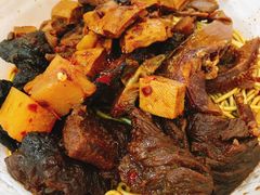 金牌半筋半肉面-旺泉餐饮店·清真牛肉面馆