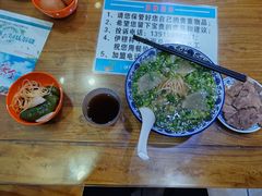 -伊穆祥牛肉面总店·清真