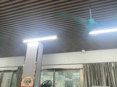 -南沙辉记烧鸡·荔枝木炭火吊烧(旧镇店)