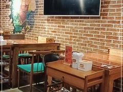 大堂-三个大叔烤羊肉串·歌手驻唱·碳烤鲜肉(西三旗店)