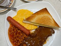 -香港新发烧腊茶餐厅(水围店)